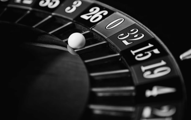 Tampilan dashboard loyalbet di perangkat mobile menampilkan pasar taruhan real-time